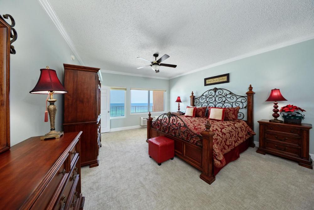 Beachfront Penthouse Suite interior